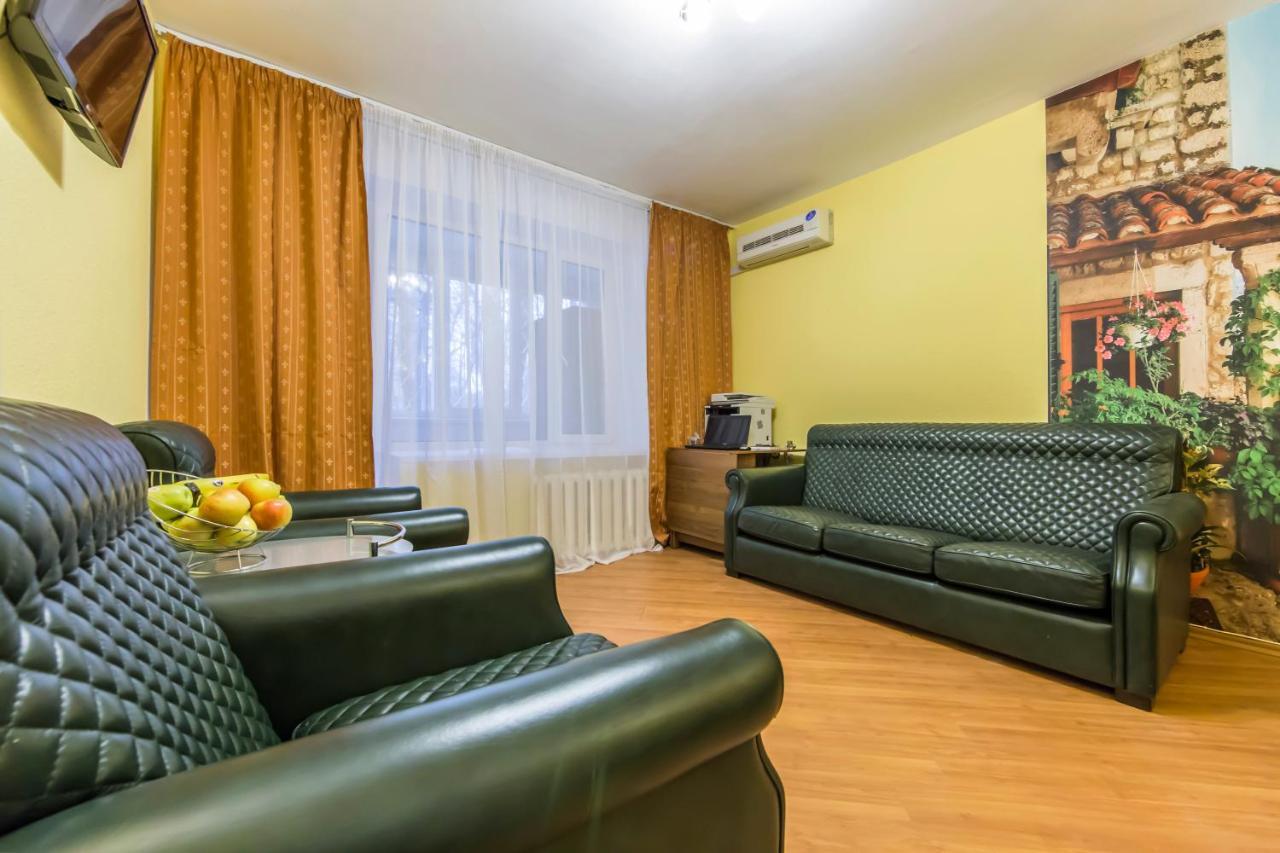 Sunny 2-Rooms Apartment For 2-6 People On Pechersk Near Kiev-Pechersk Lavra, Central Metro Station, Restaurants, Supermarkets Екстериор снимка